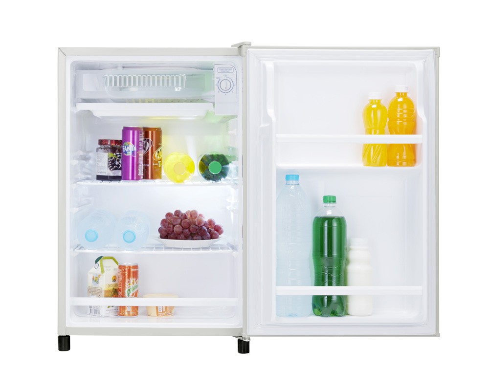 toshiba-refrigerator-defrost-85-liter-1-door-mini-bar-in-white-color-gr-e91ek-w-open_1-2.jpg